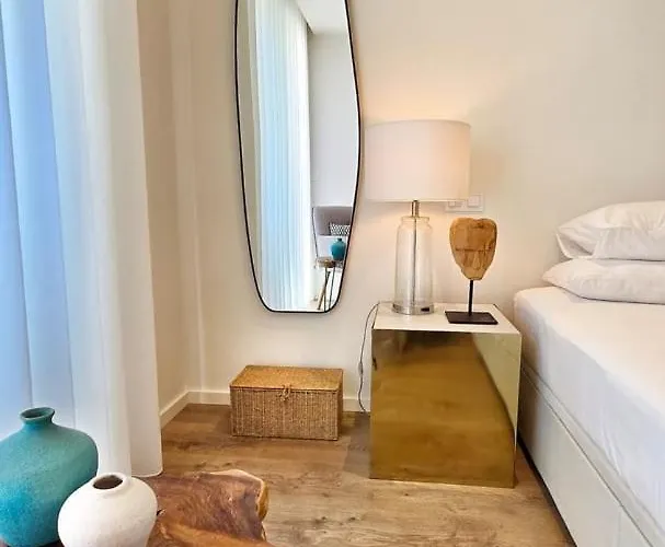 With Parking/terrace Porto