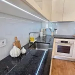 Διαμέρισμα With Parking/terrace Πόρτο