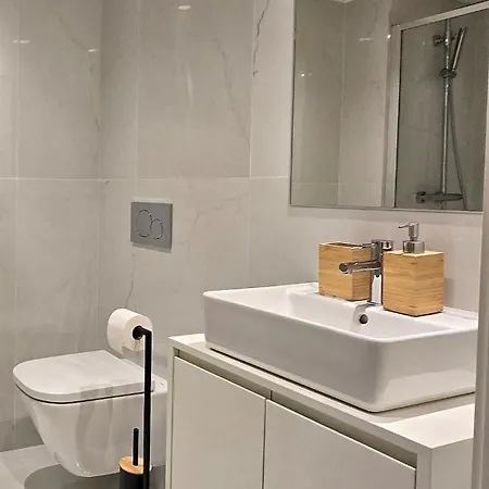 With Parking & Terrace Apartament *