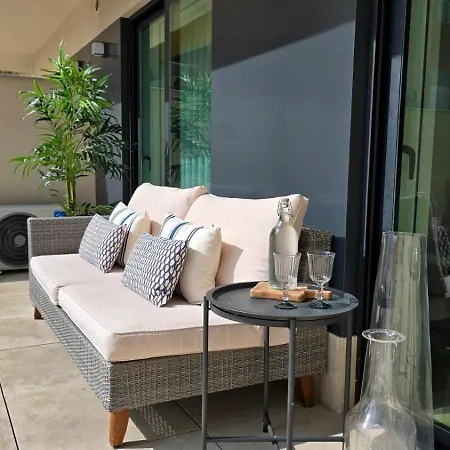 Appartement With Parking/terrace Porto