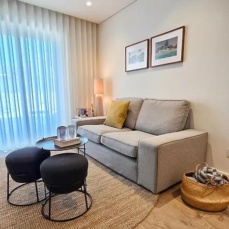 With Parking/terrace Porto