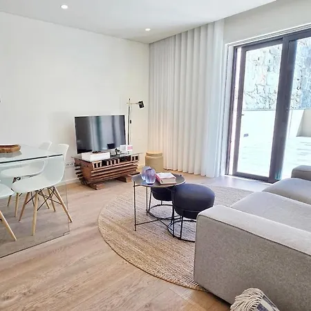 With Parking/terrace Apartment