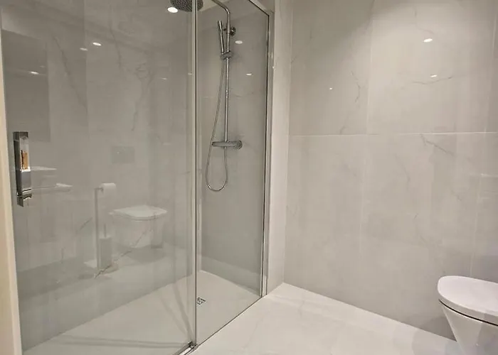 With Parking/terrace Apartment