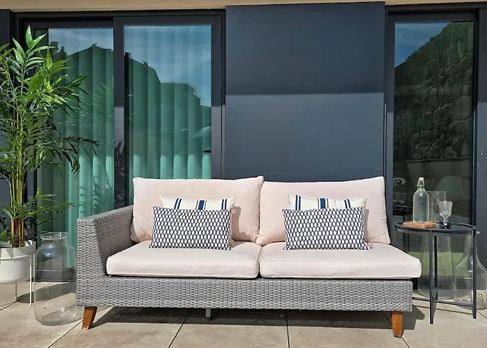 With Parking/terrace Apartment Porto