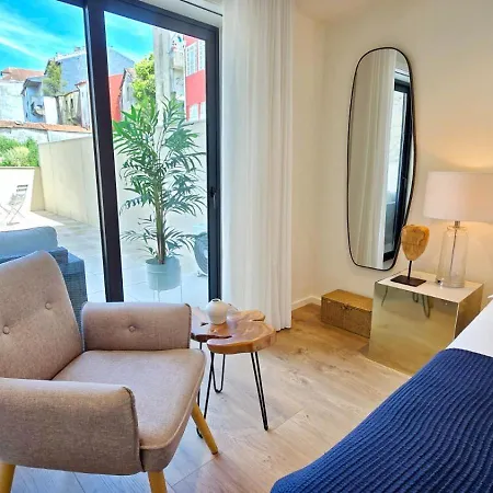 With Parking/terrace * Oporto